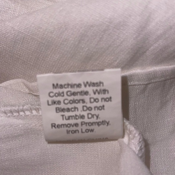 Princess Polly white button down shirt. EUC Size US 4 - Picture 7 of 7